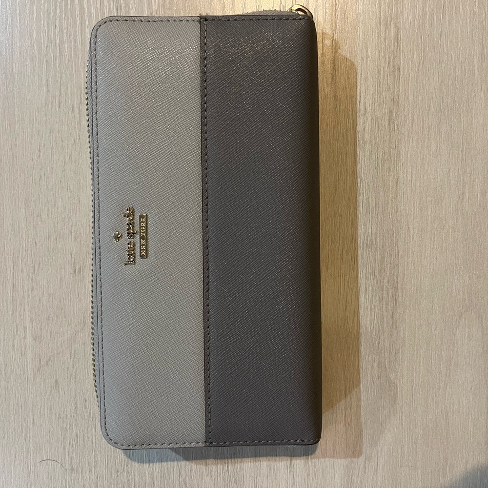 Large Kate Spade Gray and Cream Zip Wallet